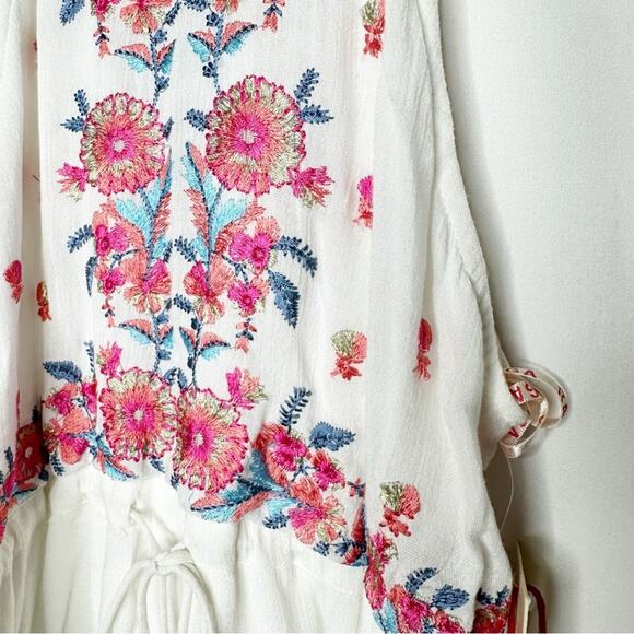 ANTHROPOLOGIE Raga Mariah Embroidered Halter Neck Romper NWT in Small - Picture 5 of 10